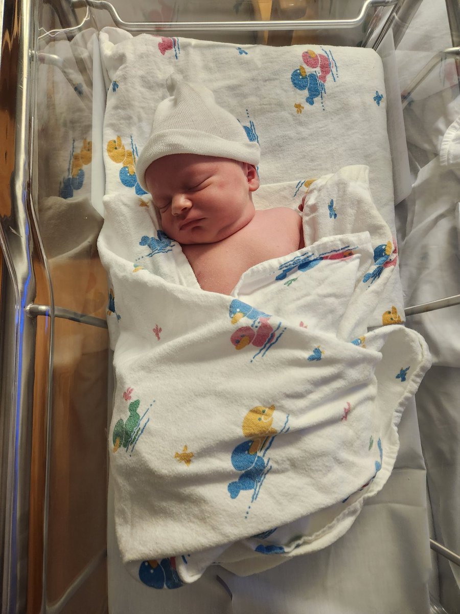 TheBigOReview's tweet photo. On December 2nd at 10:36 PM, I officially became a dad. https://t.co/rO9F6cbDQM
