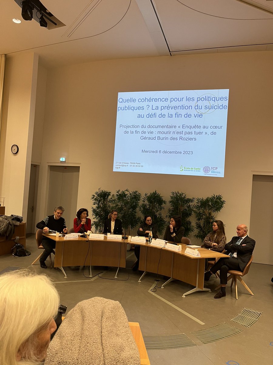 Mathildegzvr's tweet image. Merci à @UnivCathoParis pour l’organisation de cette conférence autour du #suicideassiste et des #politiques publiques.
➡️ Devoir de s’informer !