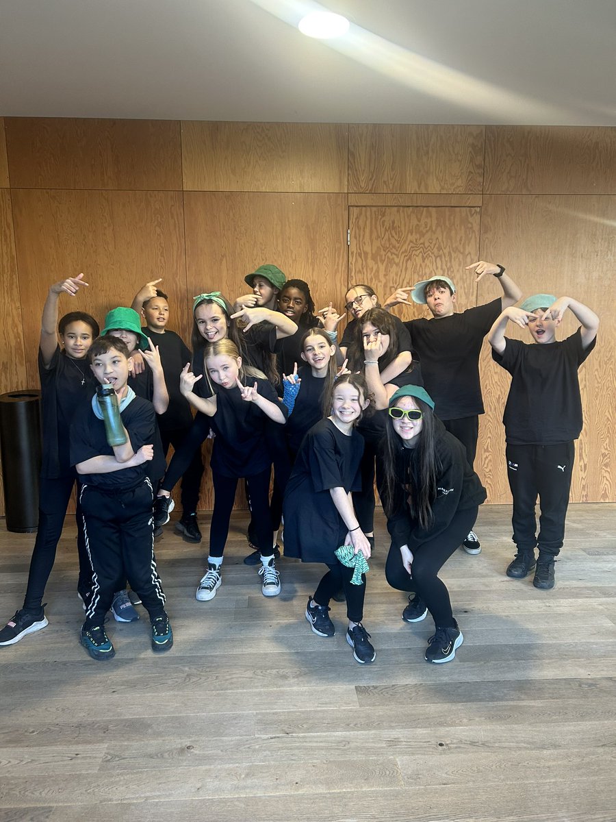 We’ve had a fantastic time today performing at the <a href="/TheGulbenkian/">Gulbenkian Arts Centre</a> in the <a href="/battersea_arts/">BatterseaArtsCentre</a> &amp; the Beatbox Academy’s Pied Piper! Some of our group had never been to a theatre before; what a great experience to be on stage with the company! 💚 #ProudToBeTowers