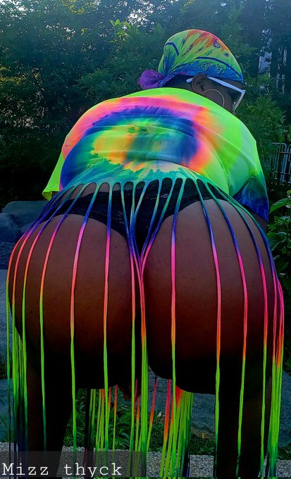 I'm in a facesitting mood. Do you have a seat for me? https://t.co/yTRB4dKdgf