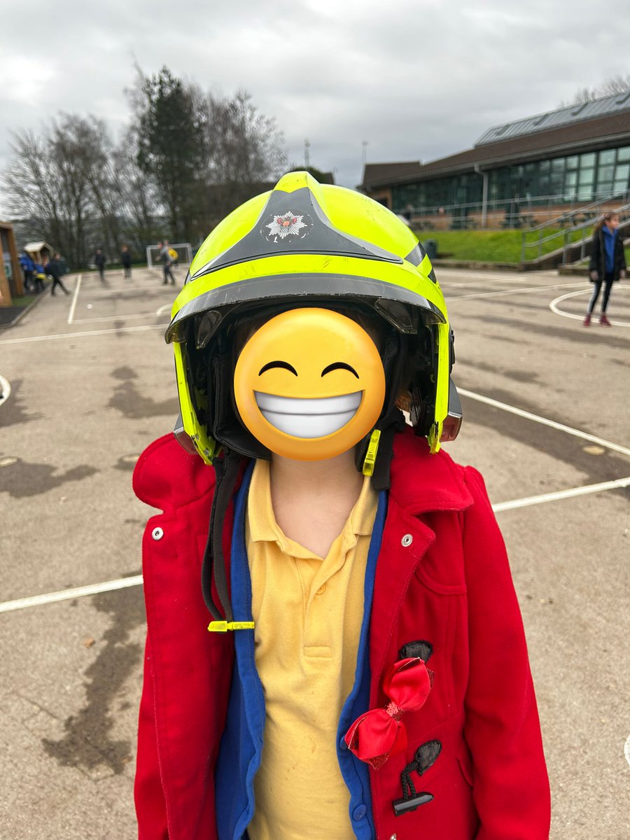 MissRDHarry tweet media