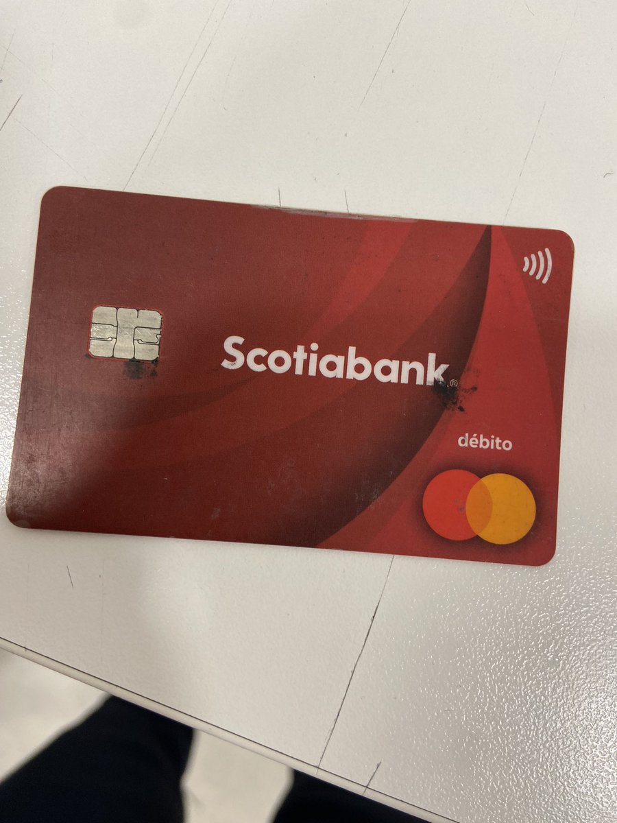 LDannyRoman's tweet photo. @ScotiabankMX Al momento de ir a su cajero del AICM terminal 1 (entre puerta 1 y 2), expulsó una tarjeta de alguien más. A manera de apoyar al afectado como es posible darla de baja o entregársela. https://t.co/fgiQ65qwSv