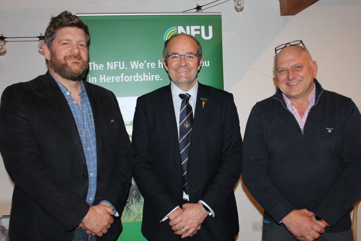 Fantastic to see many Hfds members last night for our AGM & update from NFU Deputy President @ProagriLtd Tom Bradshaw. Thank you to Bill Quan for being a brilliant Chairman over the past four years. Welcome to our new county team @loosecollie Martin Williams & Will Watkins 👏