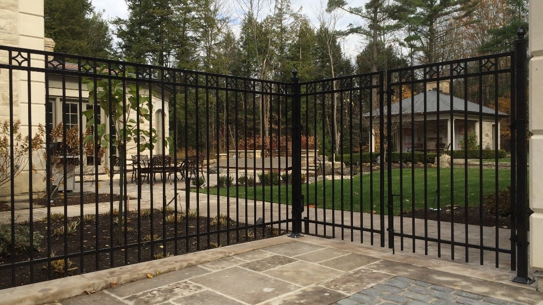 BB_RSS's tweet photo. ASSA ABLOY has acquired Leone Fence in Canada, which consists of three business units (Iron Eagle Industries, Shield Fence &amp; Wire Products, and Leone Fence). We are pleased to welcome them to the ASSA ABLOY Entrance Systems family! https://t.co/8p6Wj00ZT4