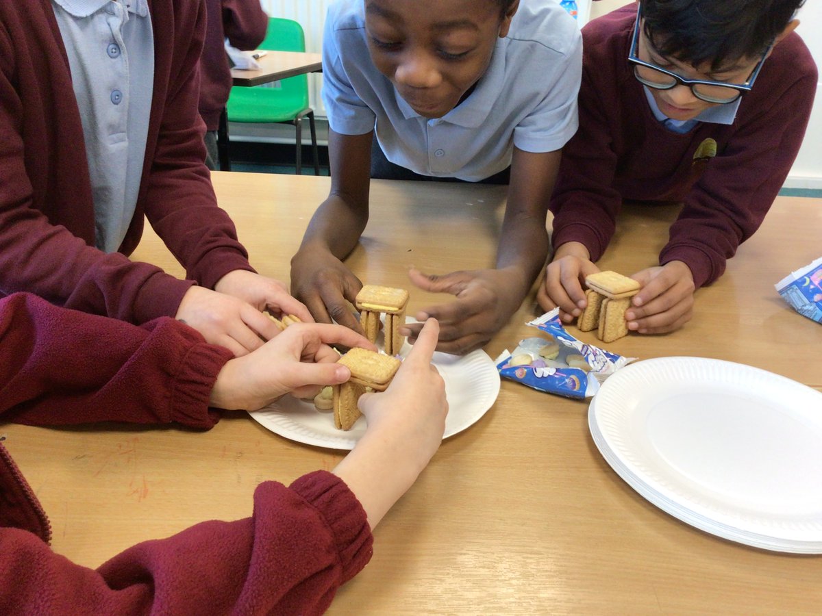 exton_mary's tweet photo. Exploring the mysteries of Stonehenge #MEYear3 #MEHistory https://t.co/PrNOIxX2vj