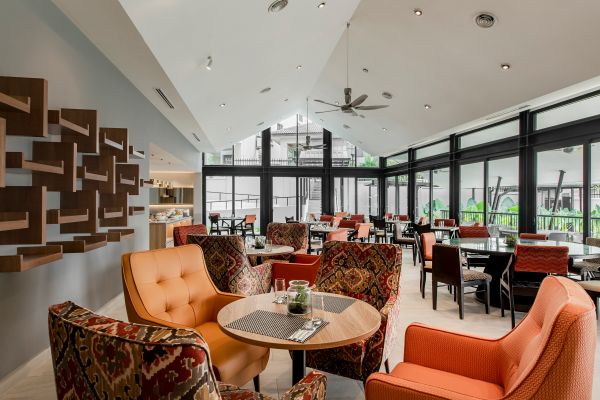 All-day dining area at Domitys Bangsar Kuala Lumpur, Malaysia, offering a cozy and inviting space for residents to enjoy meals together.

@DiscoverASR 

>>>tinyurl.com/2bs86r37

#DomitysBangsarKualaLumpur
#SeniorCitizenLivingCommunitiesinBangsar
#Malaysia 
#AllDayDiningAreas