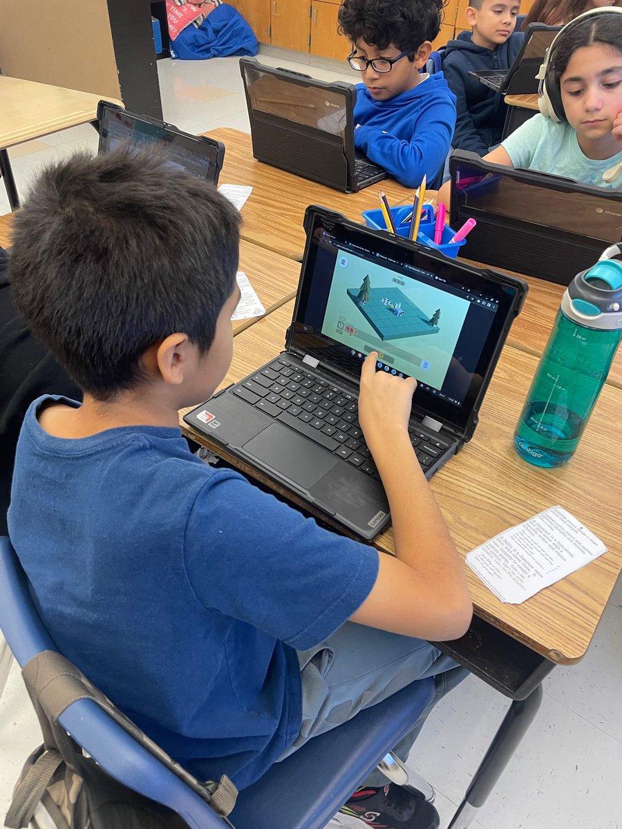 Our Alvarez students are doing their hour of code. They are super engaged and excited to learn and implement coding lessons. This experience will allow our students to learn about coding , science education and programming. 
#McAllenISDHourofCode
#Tigersroar 
#AlvarezElementary