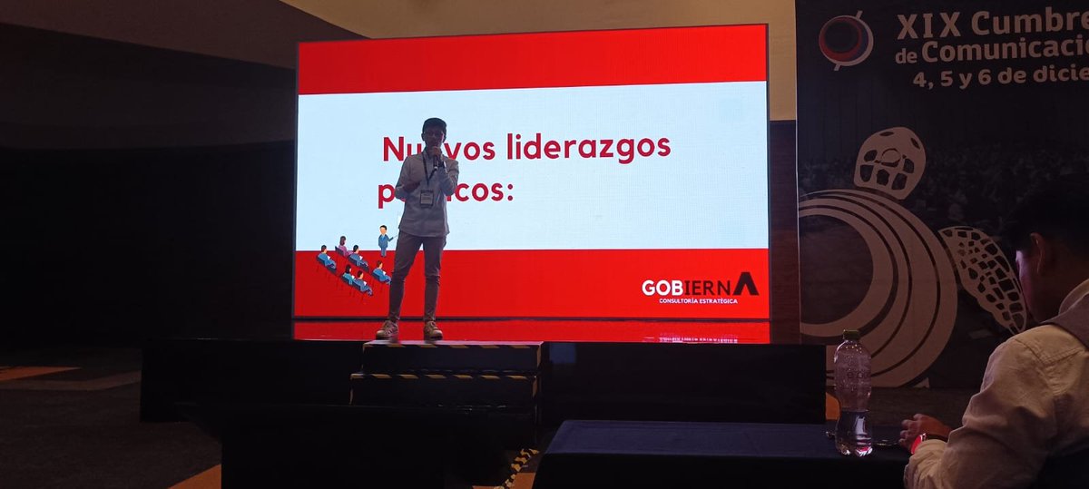 Así se vivió la presentación de @JuanCar21890532🇨🇴 en la #CumbreCancún. 👏

TEMA: "Los nerds en política: los nuevos liderazgos”. 🤓