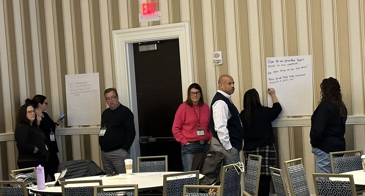 Lori Abbott tweet media