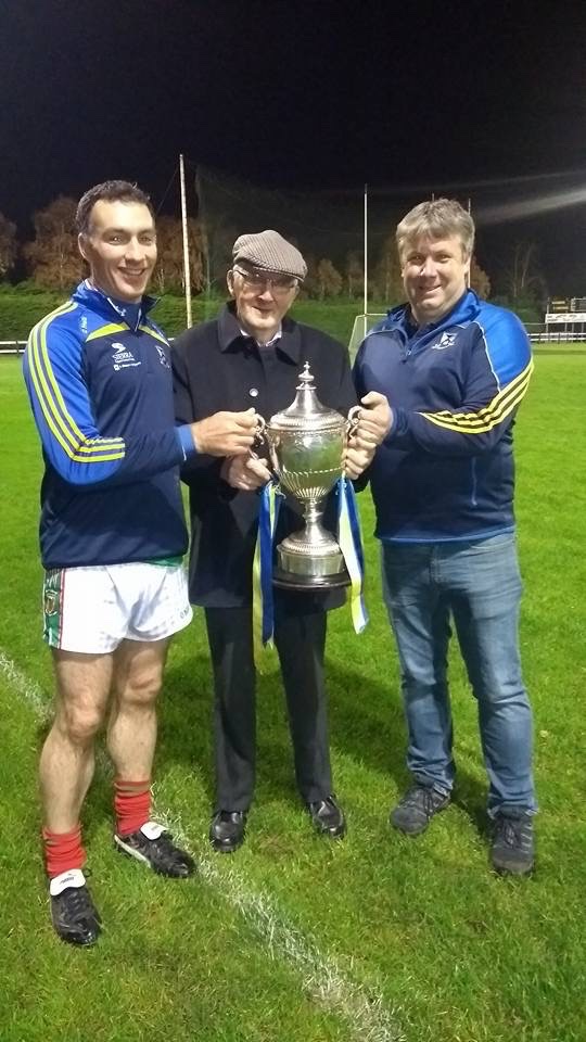 RaheensGAA's tweet photo. Jimmy Dunne, our Club President, sadly passed away last night. Jimmy, a proud GAA man, was born two weeks before Kildare captured their last All-Ireland Senior Football in 1928. Deepest sympathies to his wife, Mary, and to their family.
Ar dheis Dé go raibh a h'anam dílis. https://t.co/X6r4EE5edn