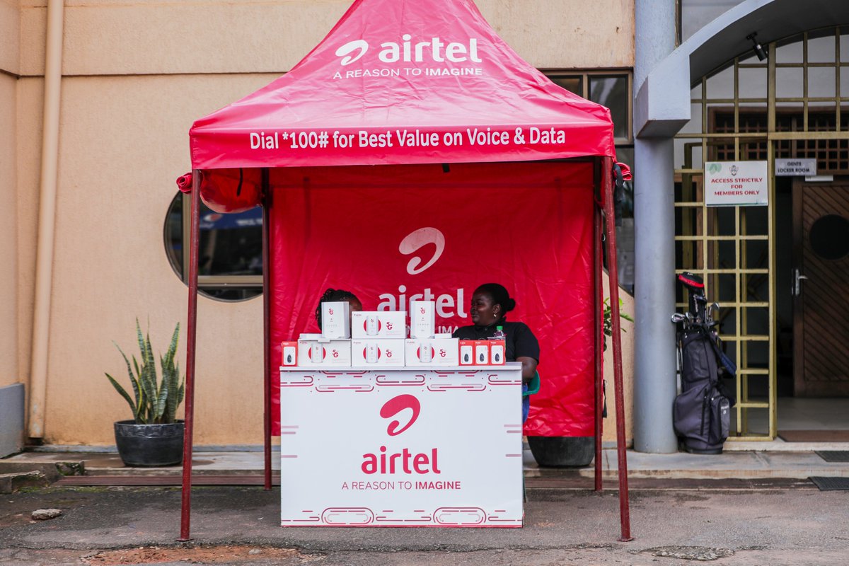 Airtel_Ug's tweet image. Welcome to the swingin' sensation!⛳️📷 Join us today for the #AirtelGolf Wednesday #ClubNite at Uganda Golf Club on Kitante Hill. Get ready to tee off and unwind in style!