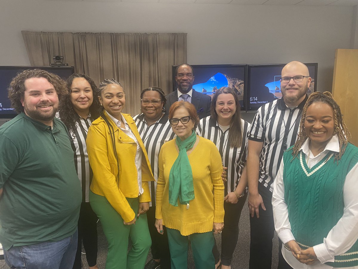 Hey <a href="/SufVAschools/">Suffolk Public Schools</a>!!! I am so proud of these students for completing their first course in the <a href="/oduedlead/">ODU Educational Leadership</a> program. They were so creative in their final presentations and both <a href="/sbyrd3/">Dr. Stenette Byrd III</a> and I know that the future of leadership is strong in SPS!!! #SPSCreatesAchievers #LeadSPS