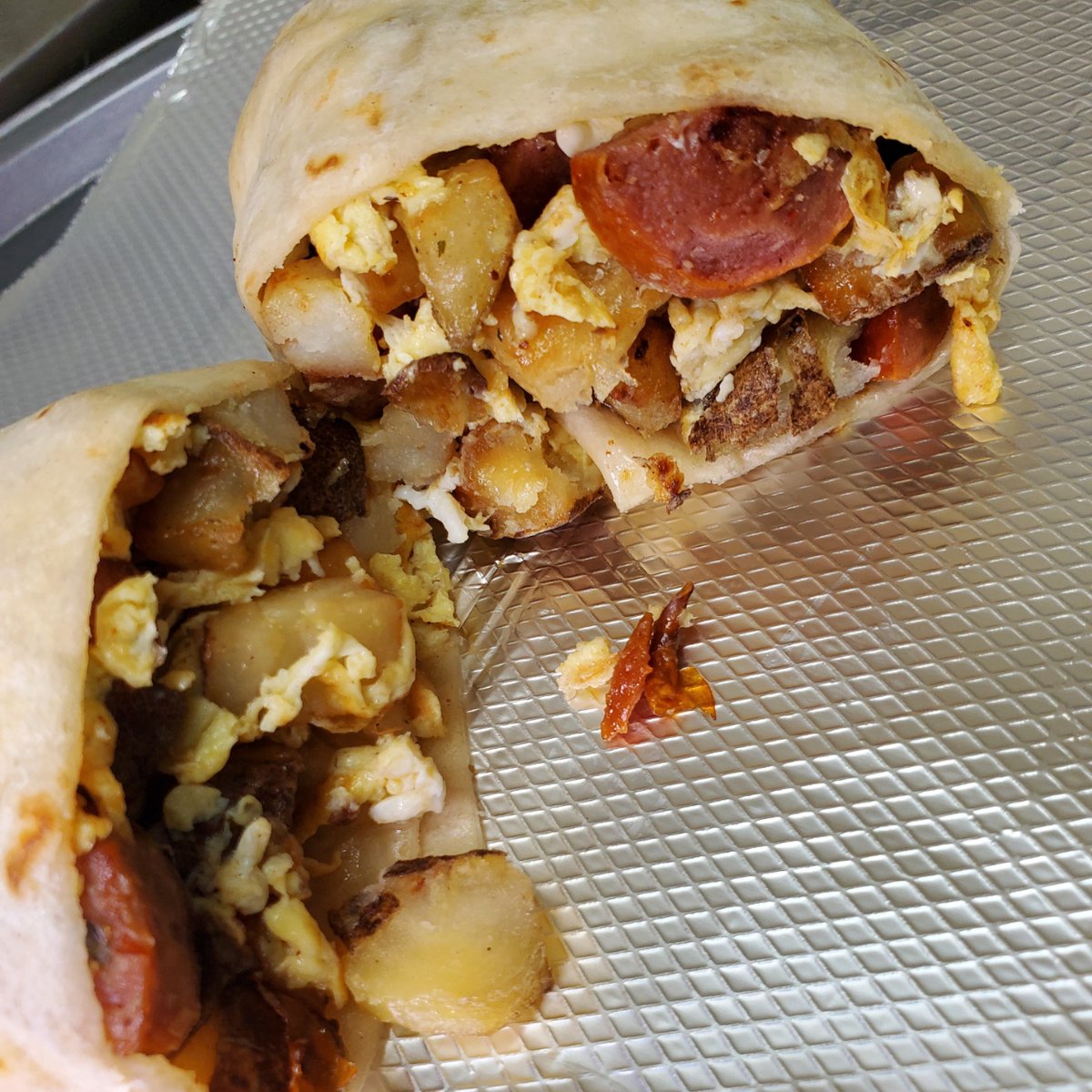Start your day with a burst of flavor! Raul's Breakfast Burritos are packed with deliciousness to kickstart your morning! #BreakfastBurritos #MorningEats🔥🌯😋Have you tried the hot link burrito? 🔥🌯