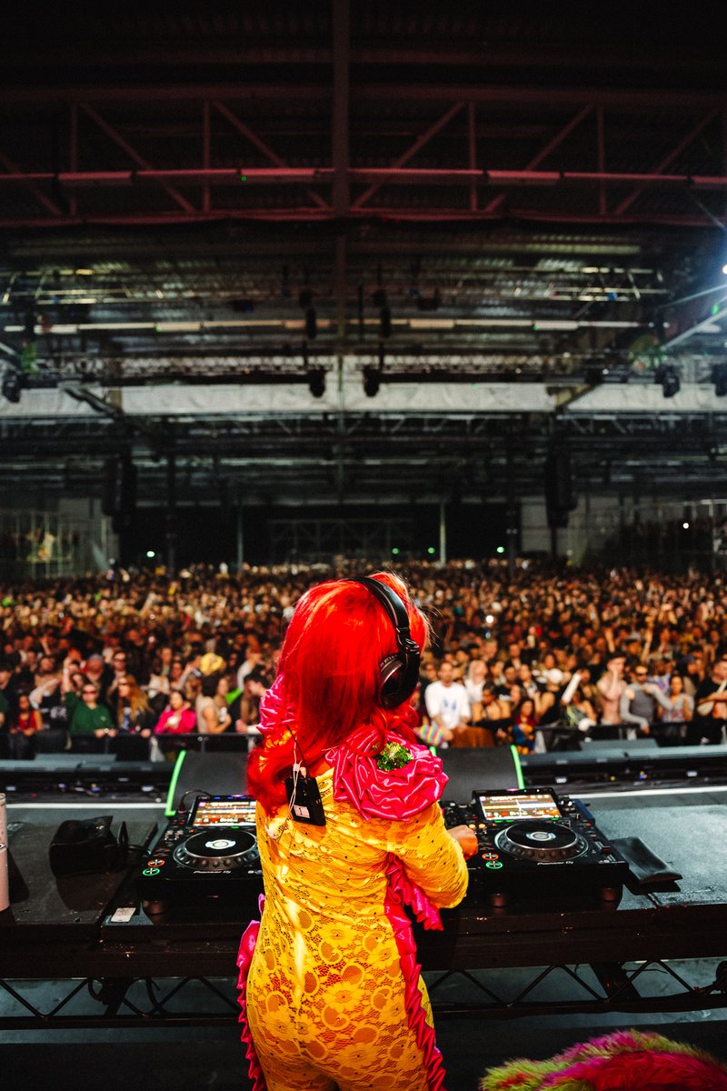 .<a href="/drumsheds/">Drumsheds</a> 🤯 That was massive, shouts to False Idols, all my dancers in front of and on the stage and big up my IKEA crew 💃