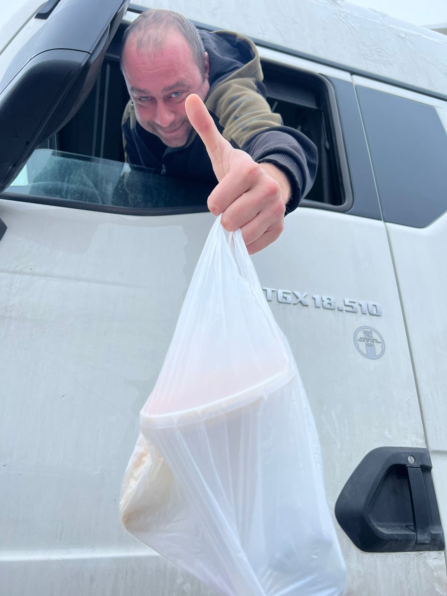 WCKitchen's tweet photo. WCK teams drive the highways in eastern Poland each day to provide food &amp; water to truck drivers stuck on roads as a blockade restricts entry into Ukraine. Today, we we began serving an additional group of nearly 500 trucks. To help with winter conditions, we’re serving hot soup. https://t.co/0kvzZtBWBf
