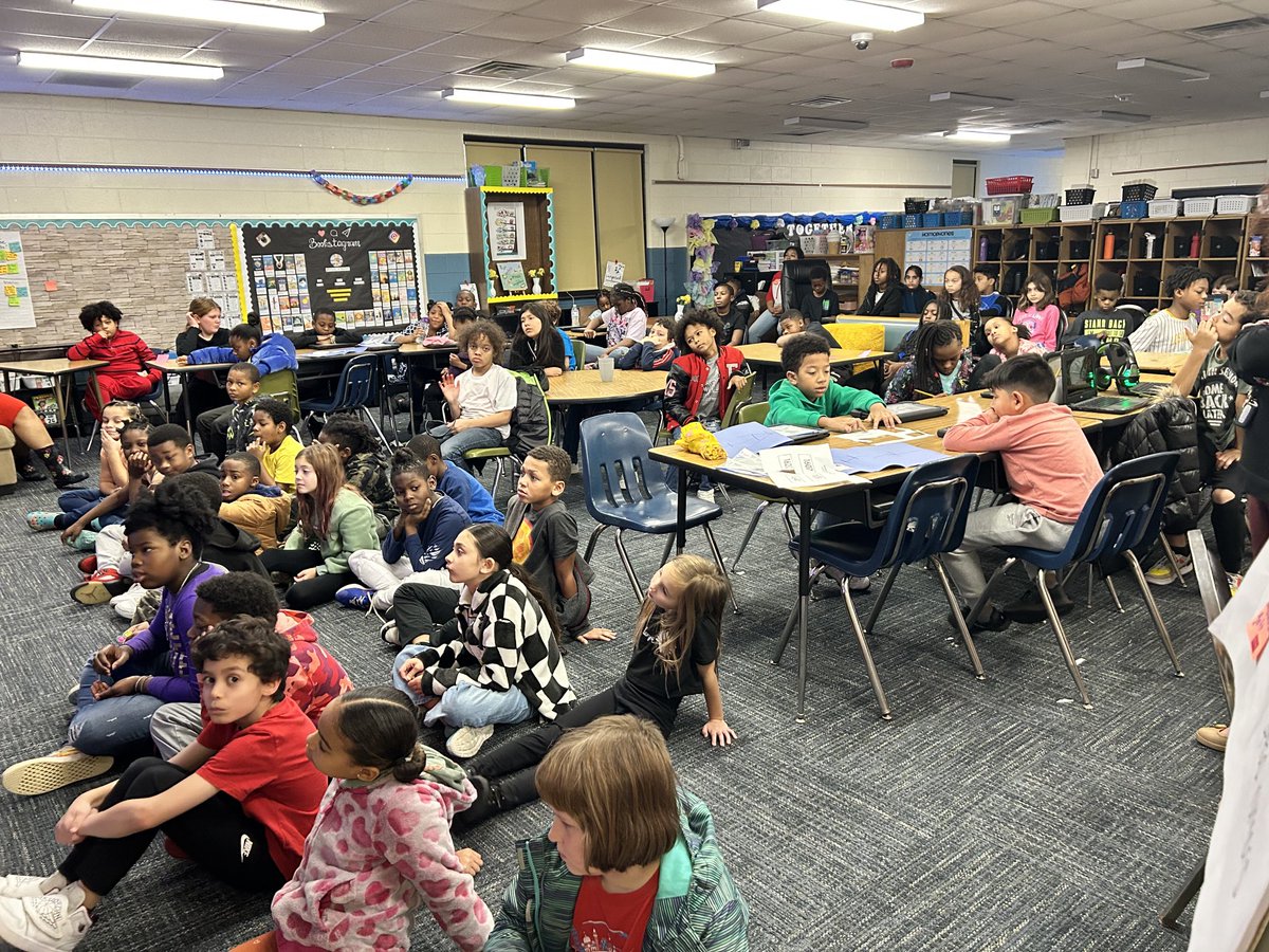 kyb227's tweet photo. Literacy play in 4th grade! Student are pulling in the reading skills to make sense of character development! They did an AWESOME job!👏🏽👏🏽👏🏽🤍🐬🩵 https://t.co/YDpSNKvclI