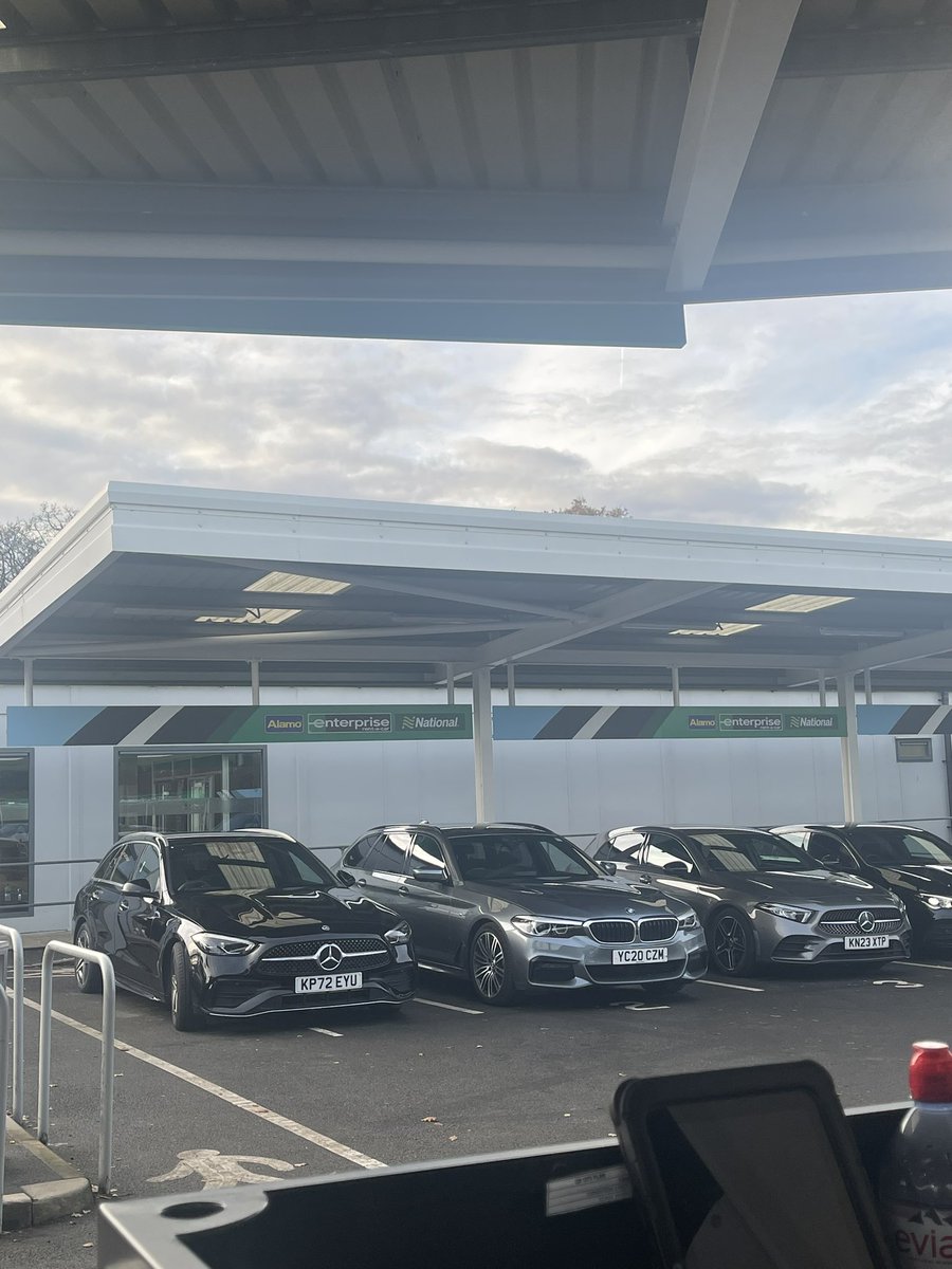 First day at Manchester Airport U344!

Excited to see what the next month has in store for me! Bring it on 🤩✈️