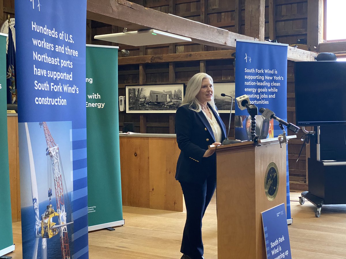 ⚡First Power⚡ 

It's an electric day on Long Island, where the #BuildingSouthFork team is joining East Hampton community and state leaders to mark the historic #FirstPower delivered by New York's first offshore wind farm.