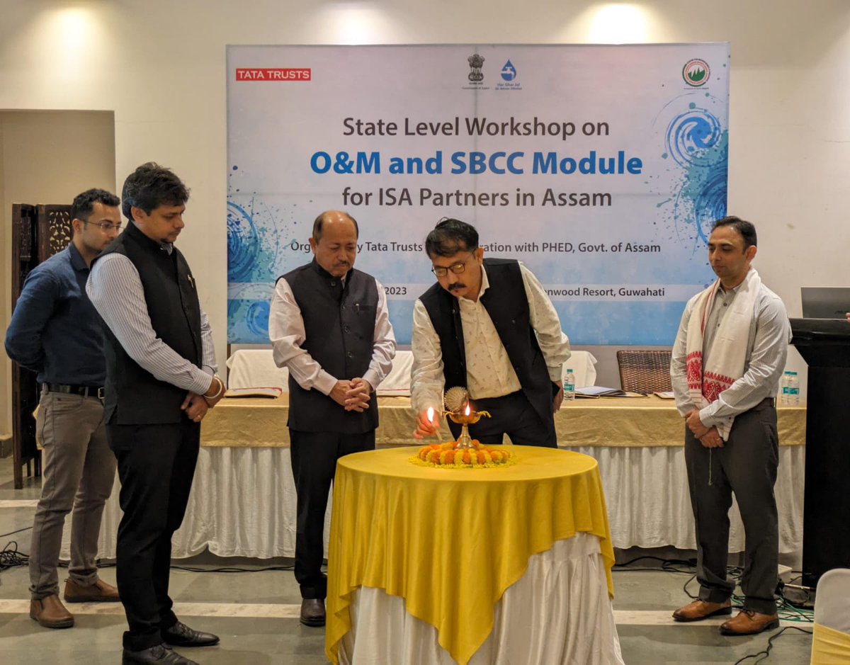 rituparnochanda's tweet photo. In convergence with @JJM_Assam, @CMLnortheast and @tatatrusts organized a one day training workshop on O&amp;M and SBCC Module at #Guwahati where Chief Engineer, Joint MD and Asst. MD of JJM Assam presents and it attended by all 20 working ISA in Assam! Thanks to MD Sir @JJM_Assam ! https://t.co/xcXjihM67Q