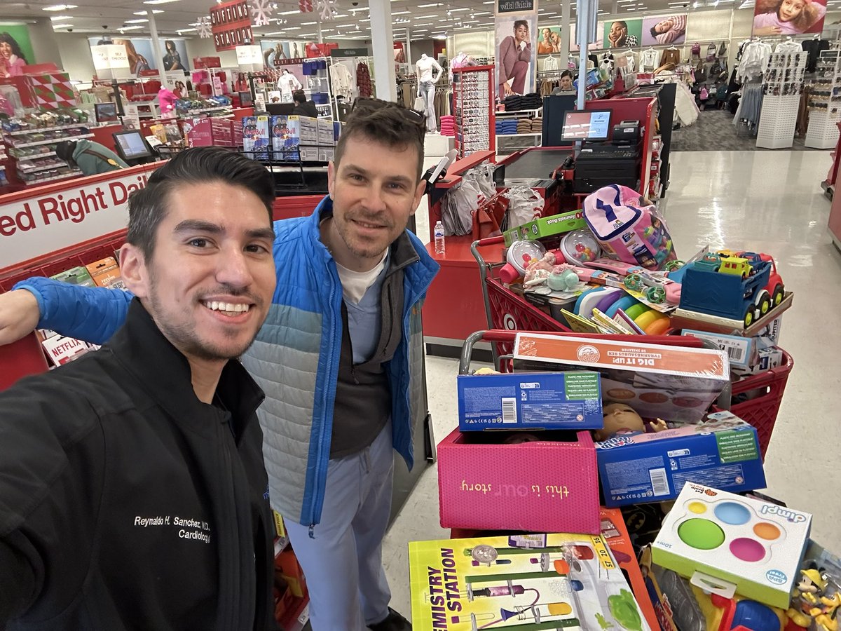 Love seeing the generous heart of our fellows organizing a toy drive for kids, and having fun shopping too! @masnmarcs @DrReySanchez @utswheart @GailPetersonMD @DocBrownAB @MarkDrazner @josephahill @dramitkhera @melsulistio