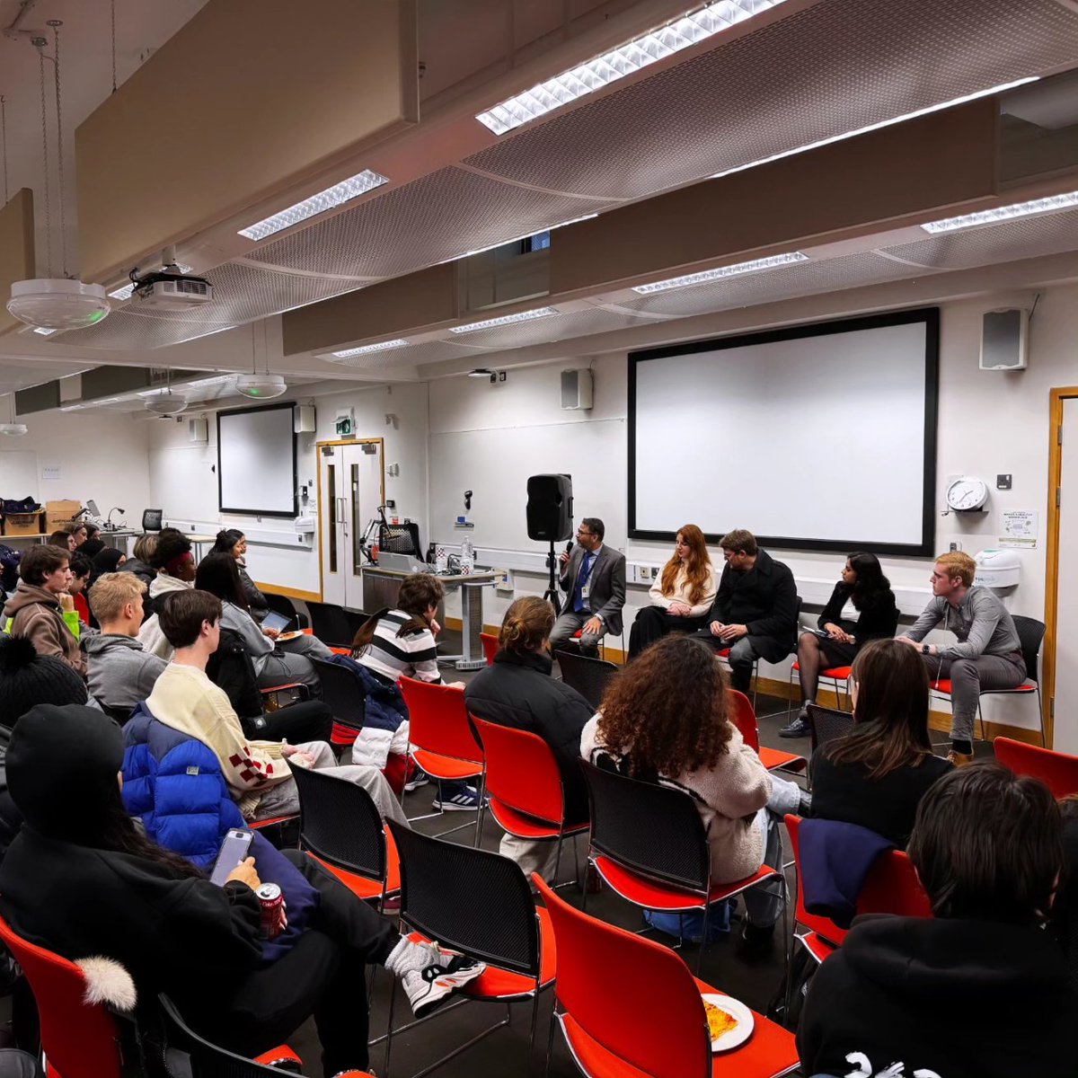 ARU Faculty of Business And Law tweet media