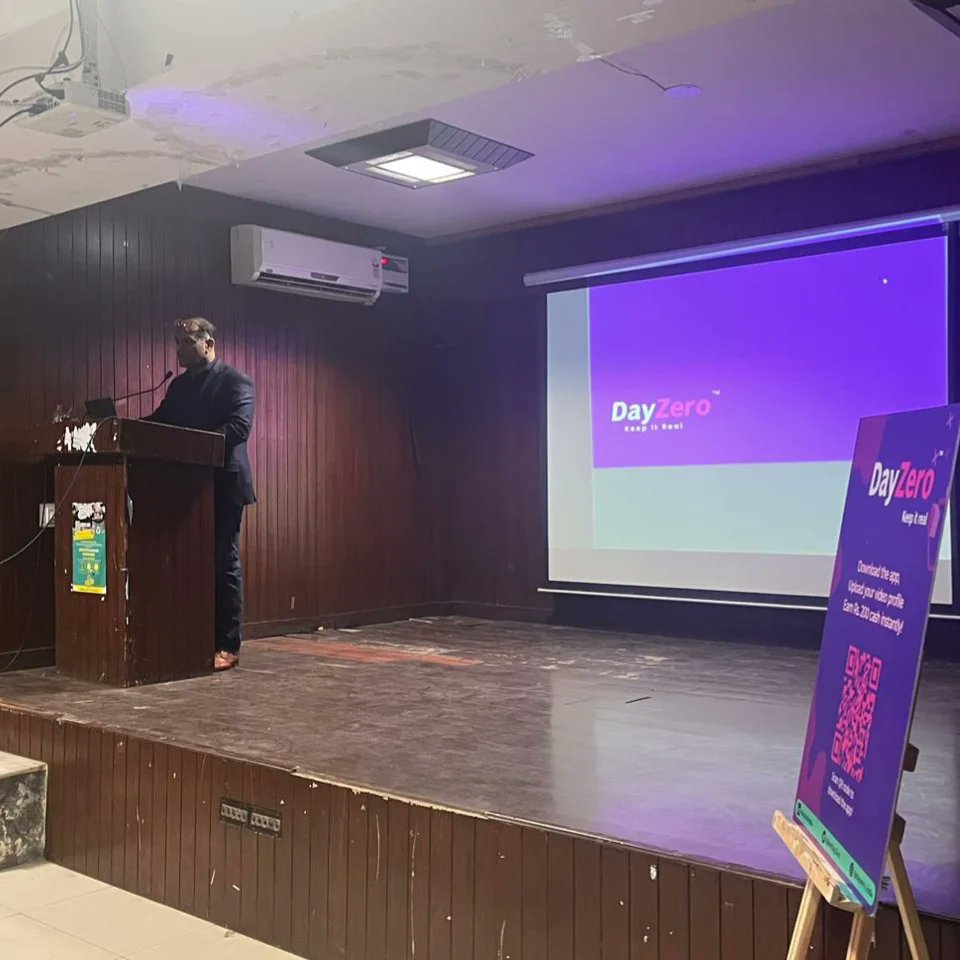 Absolutely elated to share the success of our recent workshop, a fantastic collaboration with Dayzero! 🌟 The audience response was beyond amazing. 🙌🏽 A heartfelt thank you to everyone who participated wholeheartedly, especially in our video resume initiative.