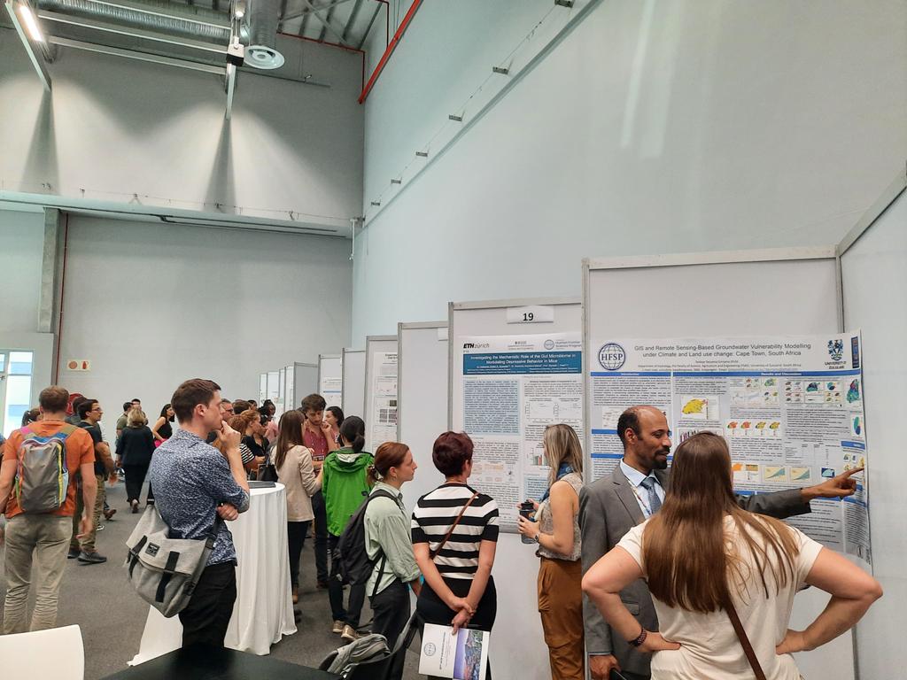 HFSP's tweet photo. First poster session of the #HFSPMeeting2023 and we can feel the vibration of great scientific ideas 🤩 https://t.co/9X5k37sScA