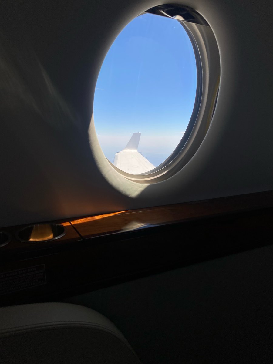 AviationSaturn's tweet photo. Start this Wednesday morning with some wing views. Flying high with unparalleled comfort and convenience.🛩

#saturnaviation#jetsetterlife#luxurytravel#aviationworld#austintx#traveling#corporate#privatejet https://t.co/DdVym5O51s
