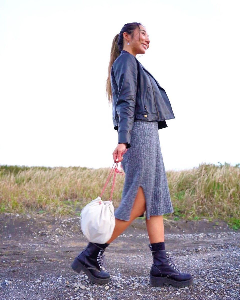 PGYTECH_global's tweet image. 🎀 Who says camera bags can't be cute? PGYTECH Cloud Bag can be your camera's new BFF! 🌈 It's a handbag, shoulder bag, packing cube, and camera strap all in one. 📷 
@maimaidesuyan

#PGYTECH #fashionmeetsfunction #cloudbag #camerabag #camera #photography #videography