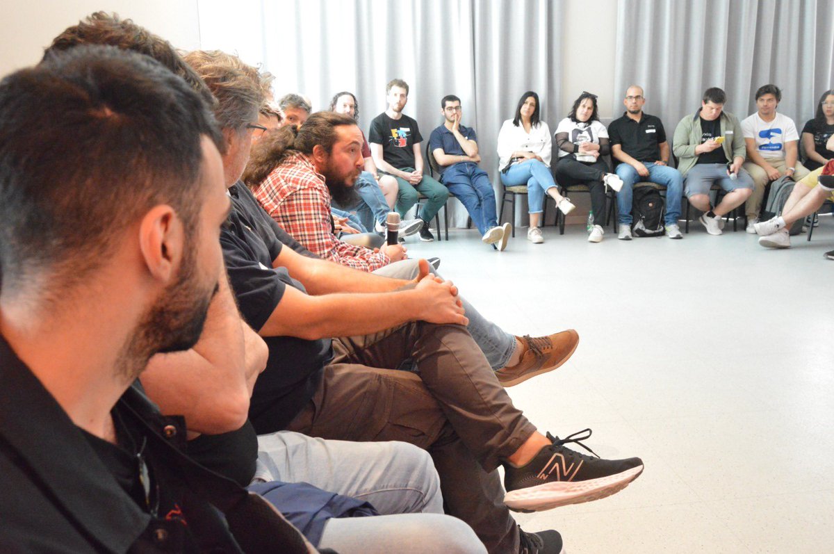 Pyxisportal's tweet photo. 21 #PyxisOpenSpace. ¿Qué significa?
Significa apostar a la coconstrucción en nuestros equipos desde hace más de diez años, entendiendo la importancia que tiene esta herramienta para incorporar nuevas perspectivas y alcanzar grandes ideas sobre temas importantes para Pyxis. https://t.co/yTzGCDZZbA