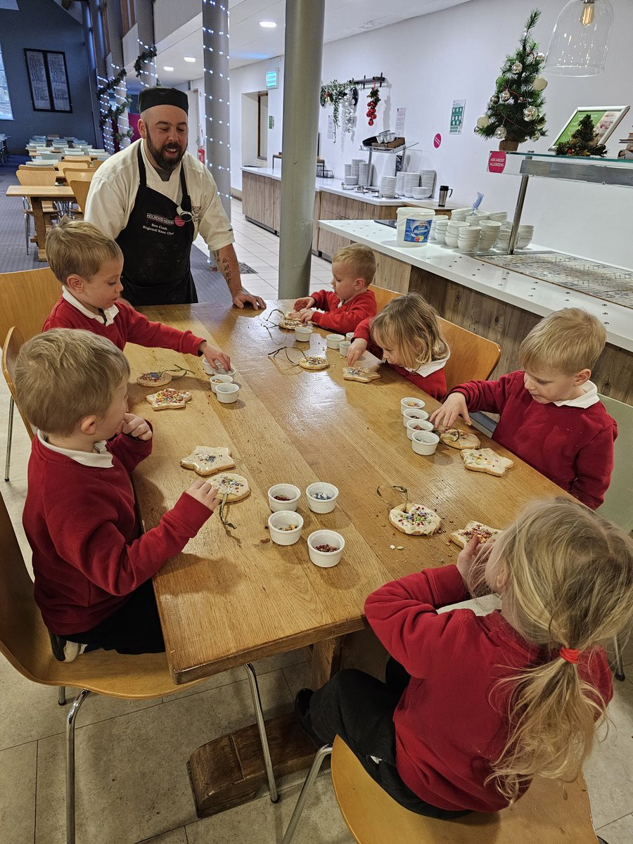 Giggleswick School Dining tweet media