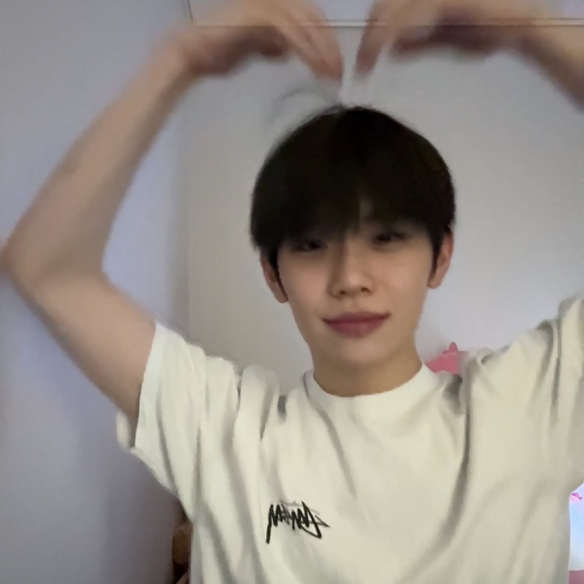 puppyr2e's tweet photo. 팬들앞에서 말랑따끈애기가됨 영원히 https://t.co/091vyUvCEM