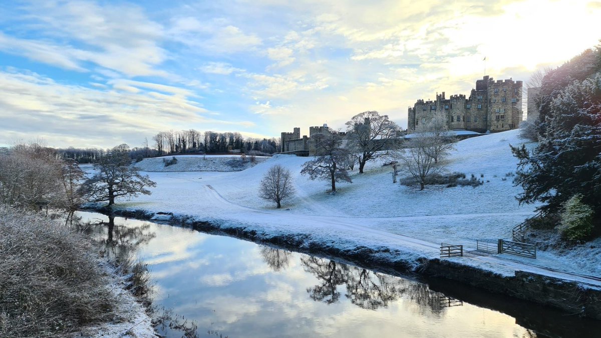Don't let the cold weather stop you from enjoying the sights of Northumberland, just put on some extra layers and we'll make sure the taxi is nice and warm for your trip🚕
#Alnwickcastle
bit.ly/44ev1oX