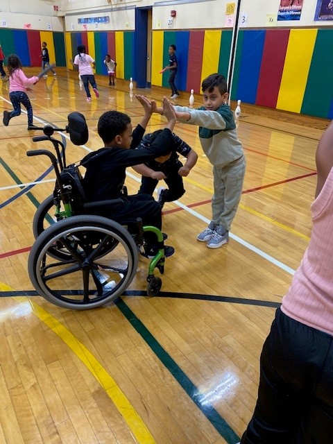 Fun in PE!! <a href="/RCSDsch28/">Henry Hudson No. 28</a>