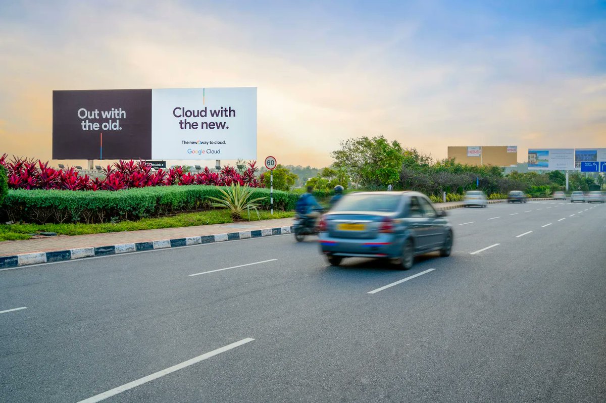 jcdecauxindia's tweet image. From pixels to possibilities! Explore the convergence of creativity and technology as Google Cloud makes its mark on JCDecaux's media landscape at Bangalore Airport. 🖥️✨
#TechMeetsCreativity #CloudInnovationJourney #JCDecauxIndia #JCDecauxIndia #OutdoorAdvertising #KIAB