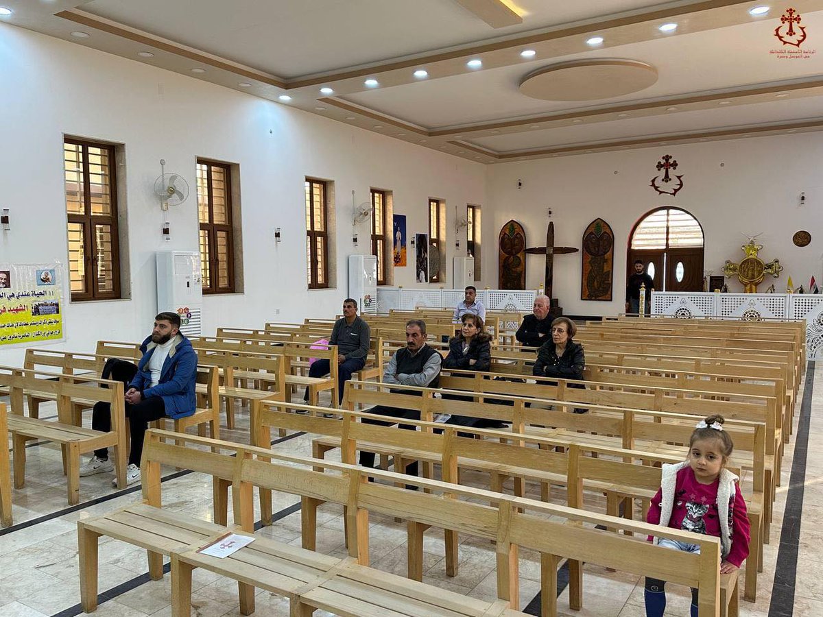 This is Mar Polis Chaldean Catholic Church in Mosul during Sunday Service on Dec 3, 2023.

Prior to the ISIS invasion of Iraq in 2014, about 35,000 Assyrian Chaldean Syriacs lived in Mosul. That number dropped to just 60 by 2020. 

(📷 Chaldean Mosul Archdiocese)
@joesnell03