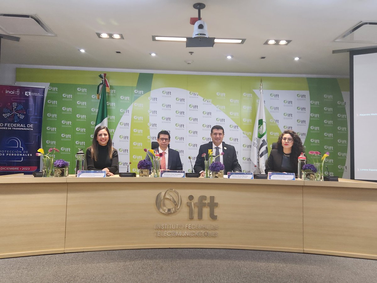 AdrianAlcala75's tweet photo. 🔵Damos inicio a la Cuarta Sesión de la Red Federal de Unidades de #Transparencia”, desde el @IFT_MX. #EnVivo 👇
🔗https://t.co/w5OPdFPSQd
#SoyRedUT https://t.co/KNtRhQAPcp