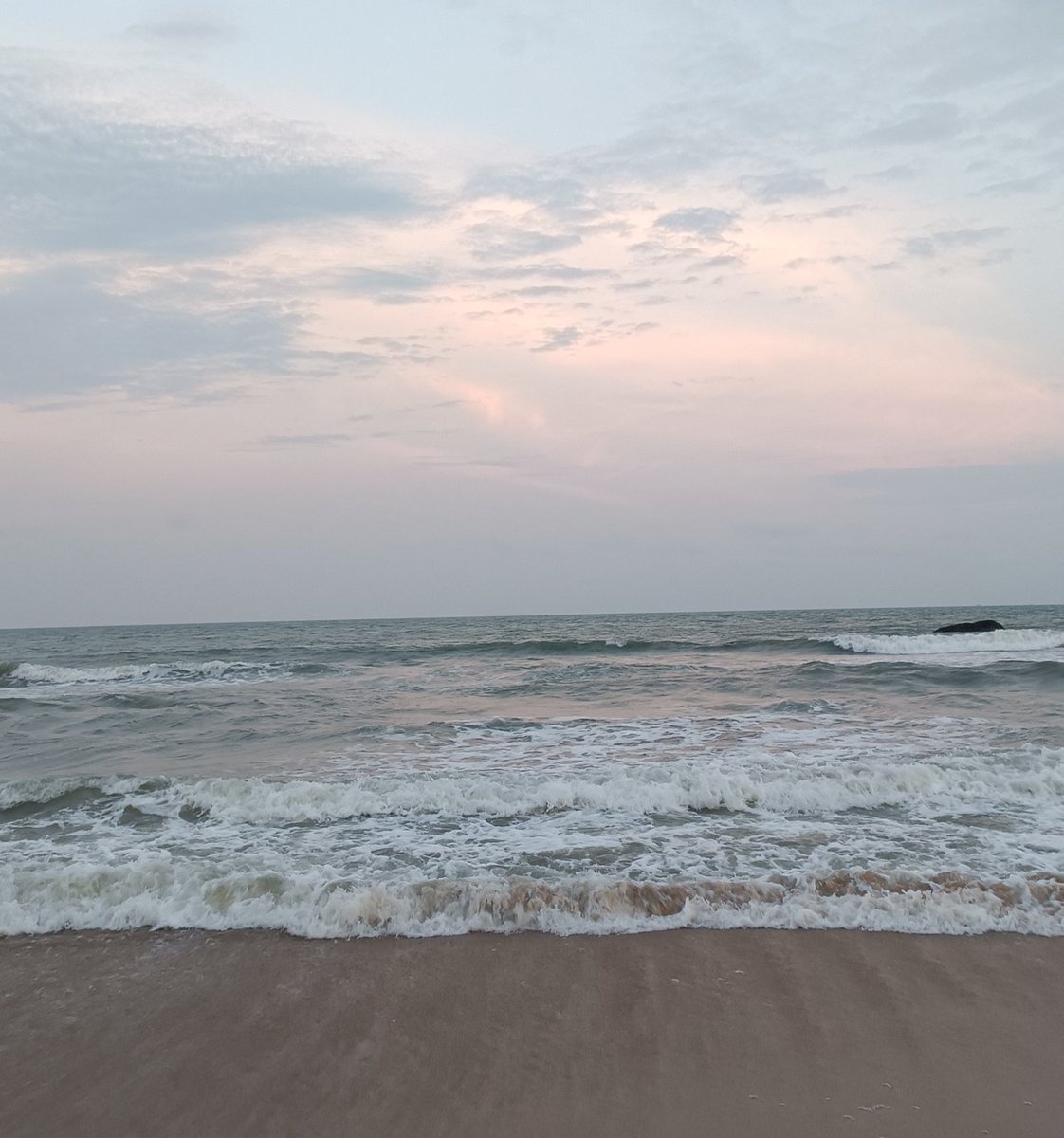 phibalapynhun's tweet photo. Escape for awhile 🌊 https://t.co/2VZKEr9g68
