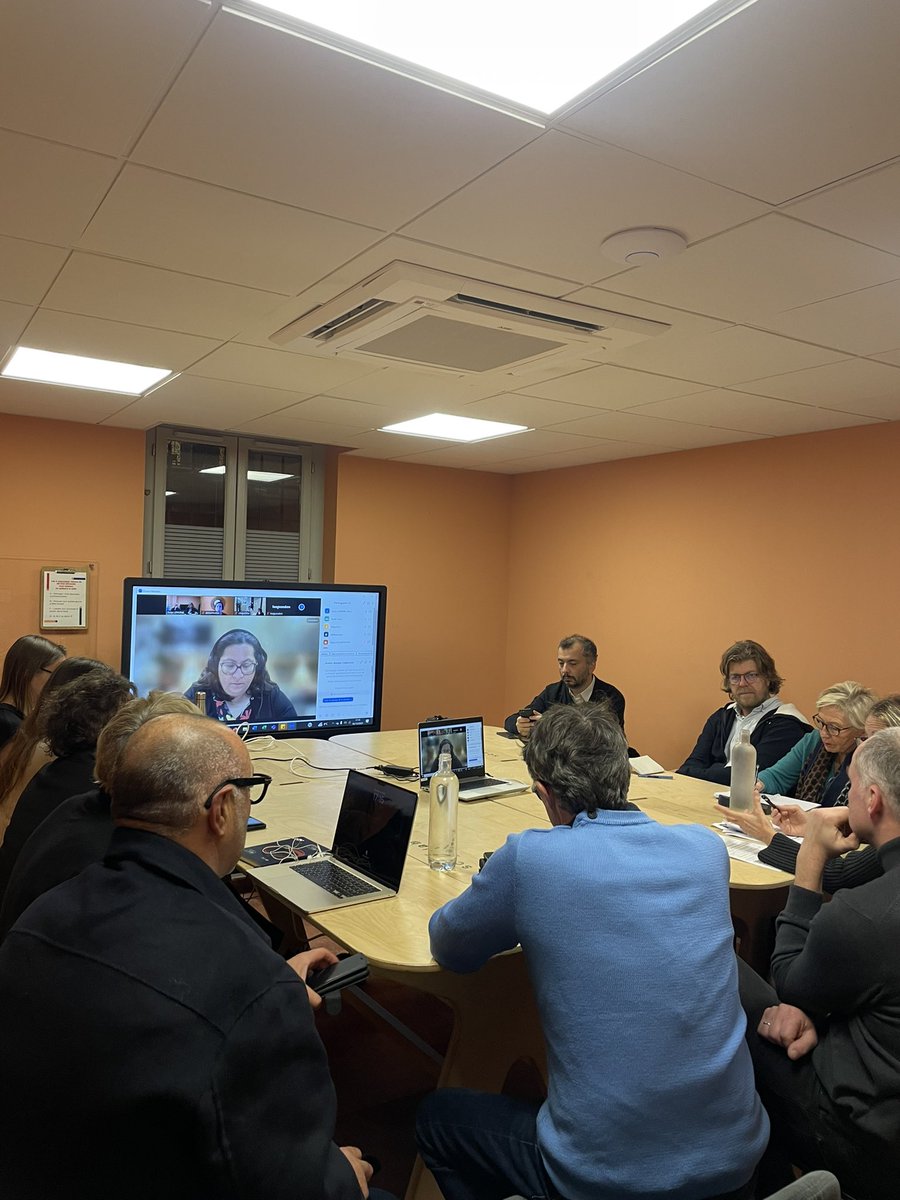 SYRPAcom's tweet image. Début de notre rencontre sur le thème de la marque employeur en agriculture : « Redéfinir l&apos;Attractivité des Métiers Agricoles » 🌾
#rencontre #MarqueEmployeur #expert #communication