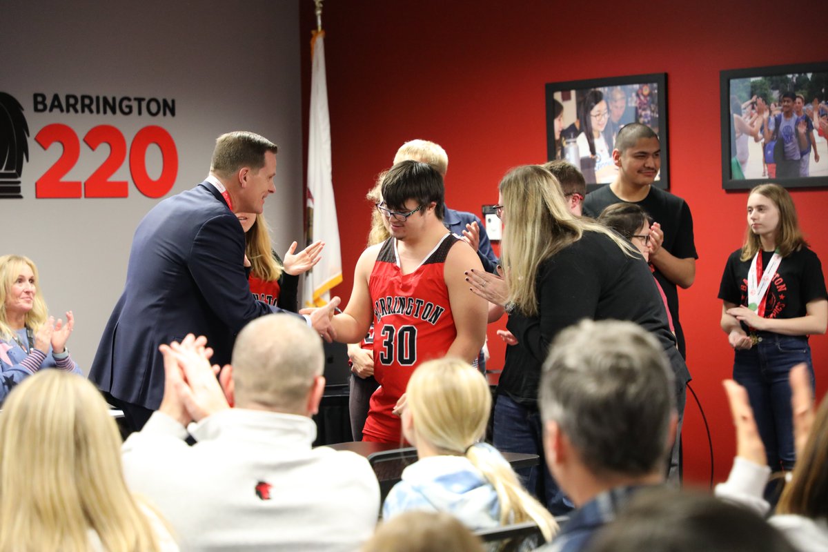 At the Dec. 5 Board of Education meeting, the Board recognized the achievements of Barrington 220 Special Olympics athletes! #Unifiedfor50 #SpecialOlympics

Read more in the latest Board update: 
conta.cc/3NjOTAr