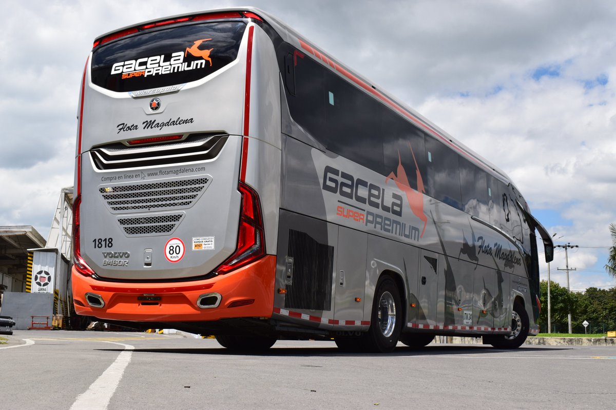 VolvoBusesCol's tweet photo. Más detalles de la #EntregaMemorable del Volvo B460R Euro 6 para @Flota_Magdalena

Cerrando el año con fuerza y preparados para un 2024 lleno de grandes sorpresas.

En Volvo Buses, juntos movemos el mundo.

#VolvoBusesCol #VolvoBuses #VolvoColombia #VolvoB13R #VolvoB460R https://t.co/r4w2171Rg3