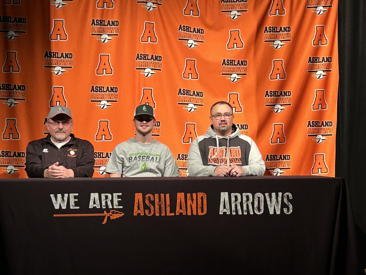 Congratulations to senior, Ethan Bunce for signing today to continue his baseball career at Wilmington College! #GoArrows #GoQuakers