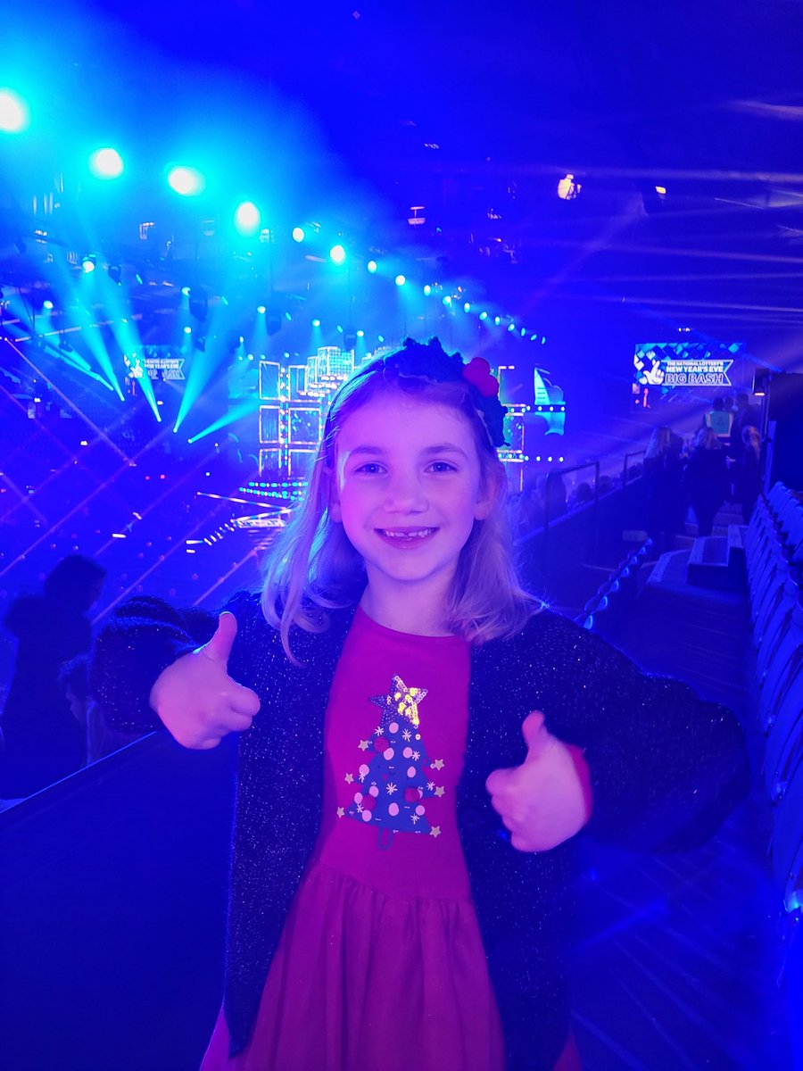 andydegiorgio's tweet image. Someone is very excited to be at the #TNLBigBash
