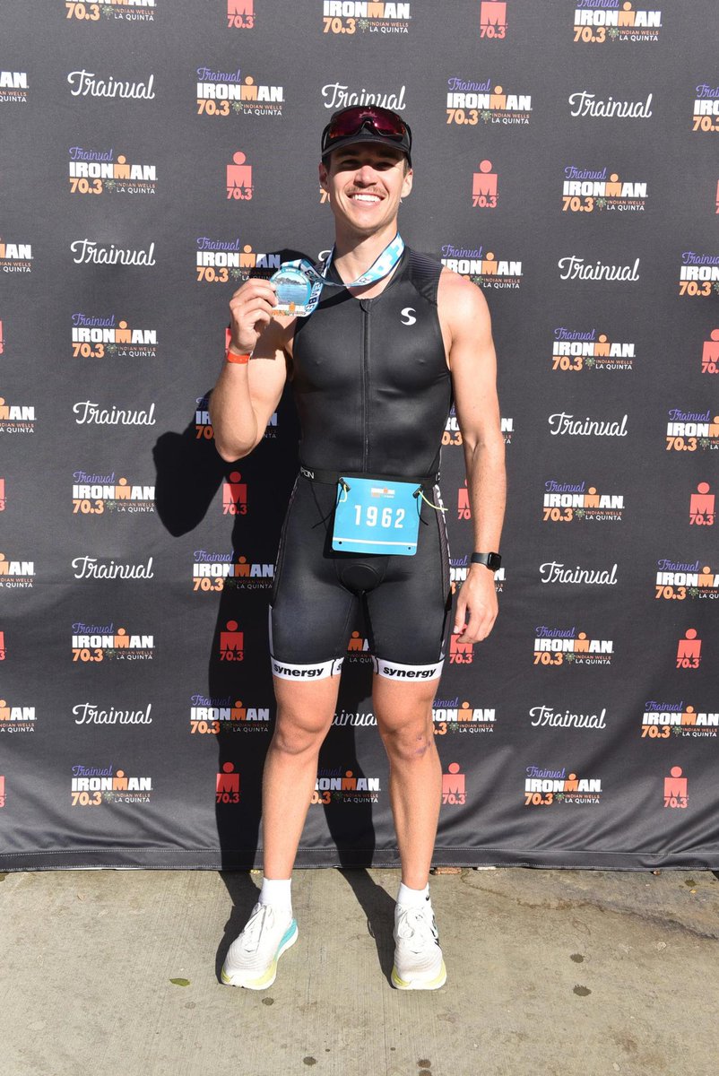ryandiluchio's tweet photo. First Ironman 70.3 in the books🌴 https://t.co/eNLjgS7rkV