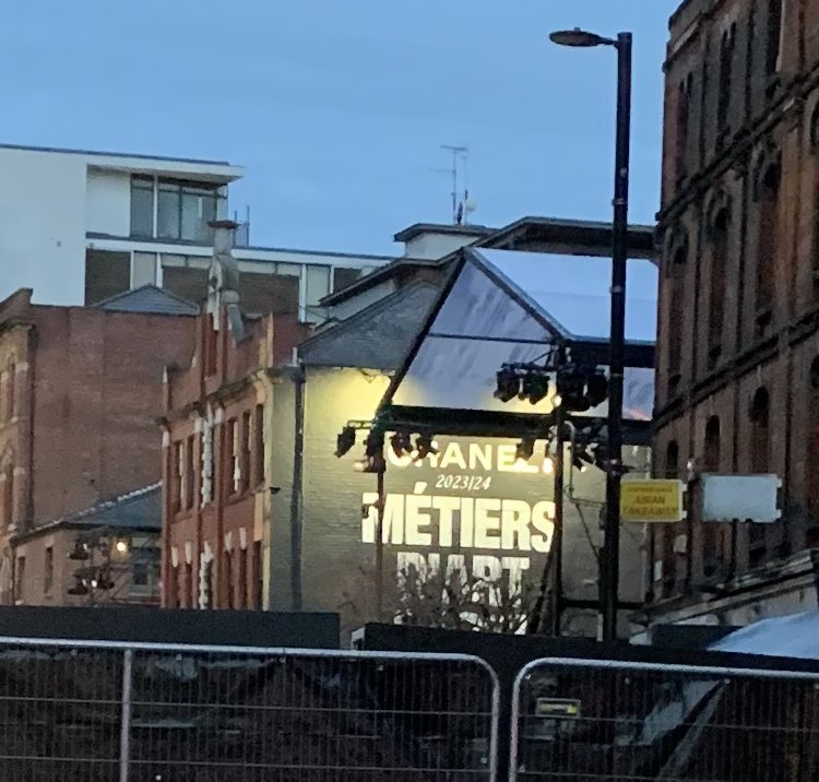 The people of #manchester will always be way cooler than any celebs who rock up for a #chanel fashion show #chanelmetiersdart