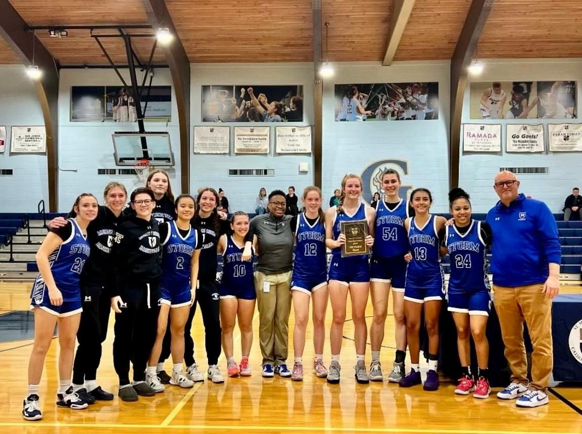 Congrats to the Mercersburg Academy Storm on their Lady Gaels Tourney victory this weekend!