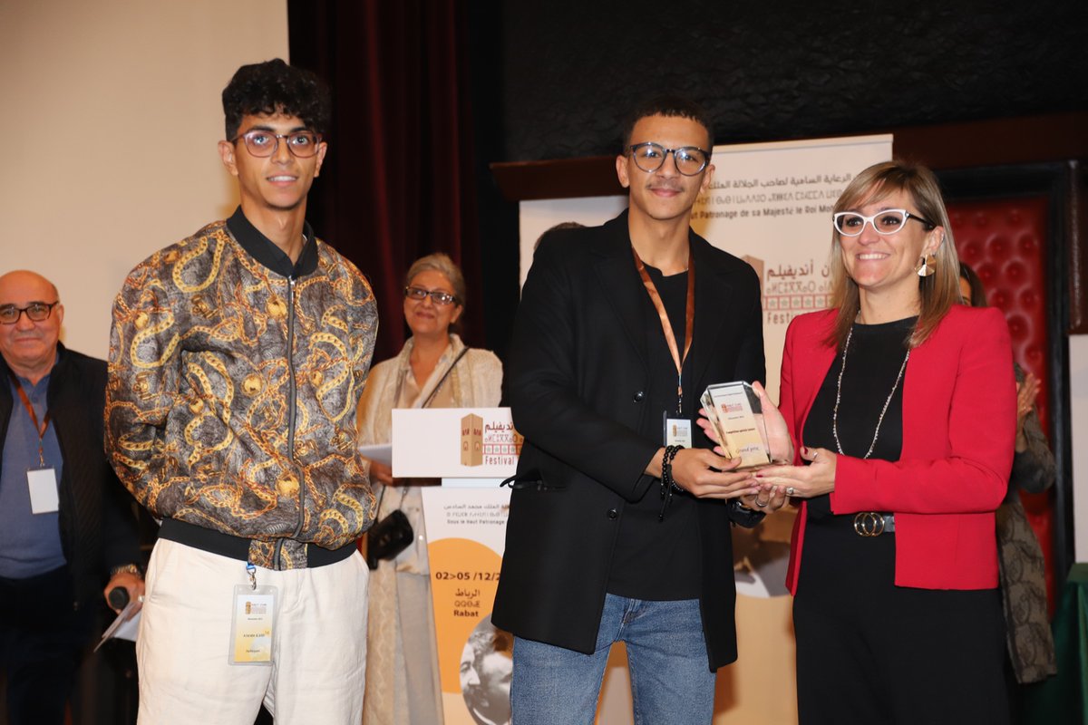 AICS_Tunis's tweet photo. La 16e édition du #FestivalHandifilm de Rabat s'est conclue avec la remise des 🏆 "Le pinceau de l'espoir" et "Tounarouz", 2 courts métrages d'#OVCI, soutenus par @aics_it, ont été distingués. Bravo à tous les talents pour leur contribution à l'inclusion!
@ItalyinMorocco https://t.co/Nr81EExrlL