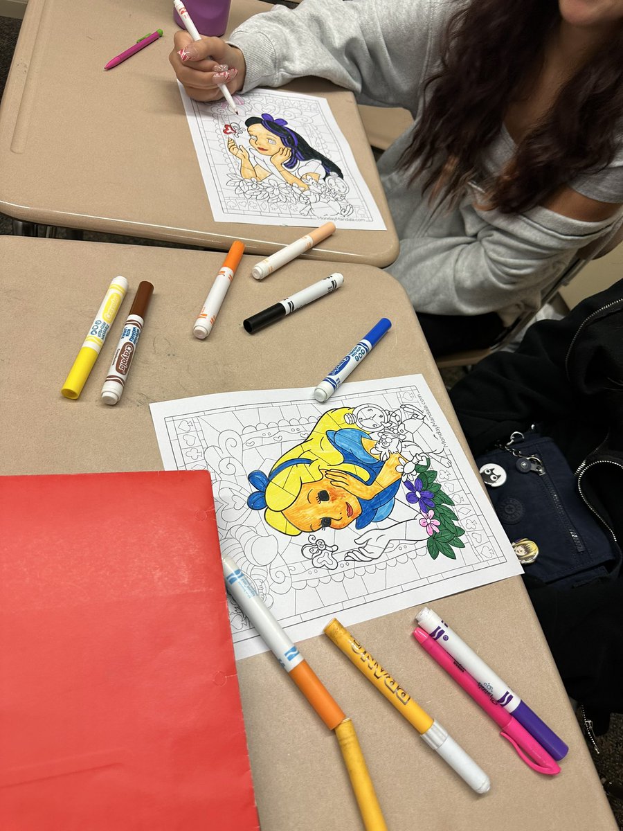 Stained glass during craft club <a href="/RolesvilleMS/">Rolesville MS</a>.  I can’t wait to see them colored and hanging up in windows! 🎨