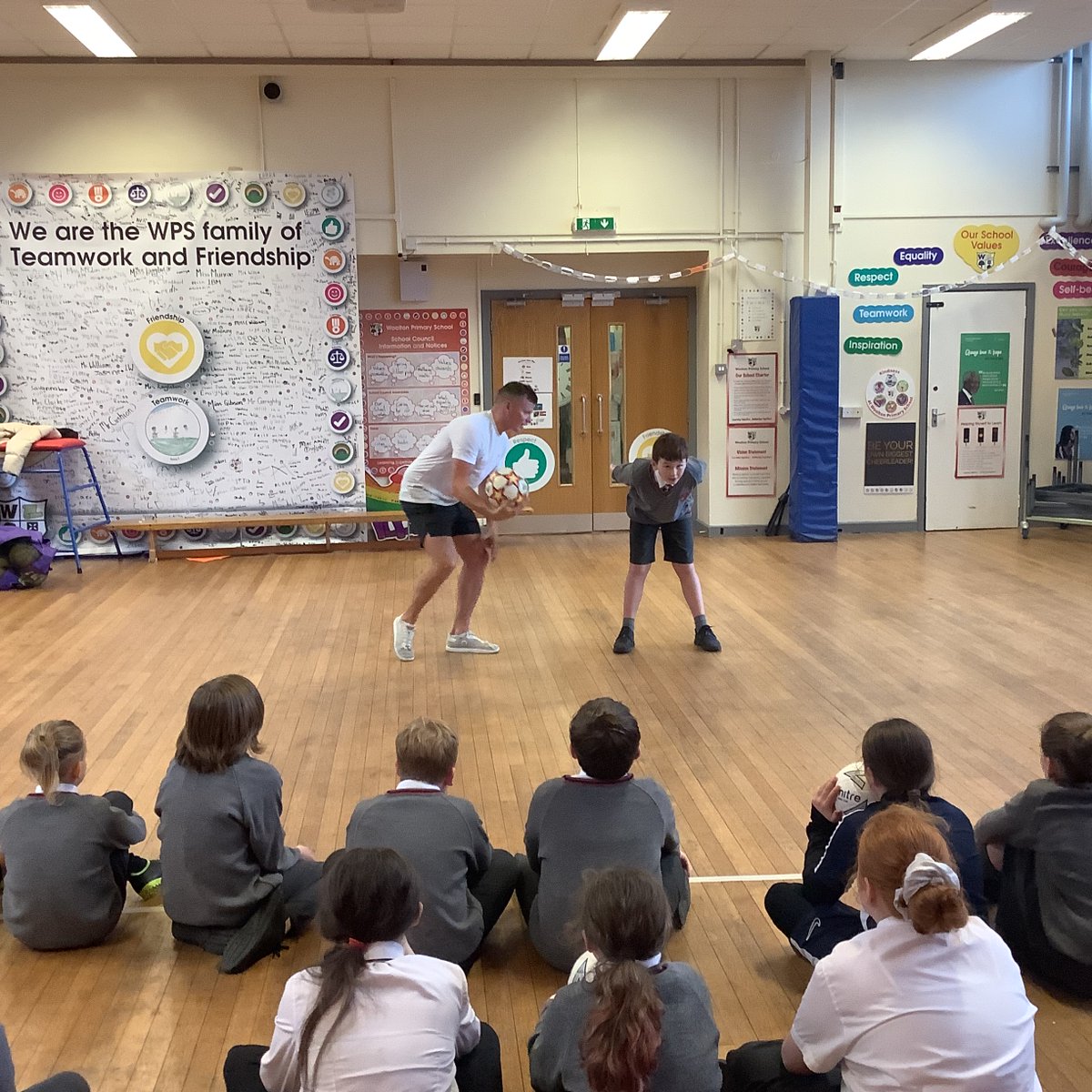 wooltonprimary's tweet image. Huge thank you to professional footballer &amp;amp; freestyle athlete @JamieKnightFS for visiting WPS this week. Everyone was really excited to get stuck in and had a fantastic time during the workshops #WPSInspiration #WPSSelfBelief 👏👍⚽️