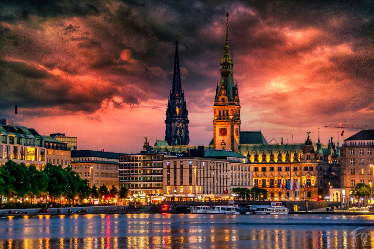 fotogreenhorn's tweet photo. Abends an der Alster
#fotogreenhorn #fotografie #photography #deutschland #germany #hamburg #hamburgo #instahamburg #instagood #GermanySimplyInspiring #DeutschlandKURIER https://t.co/obdty7ZZry